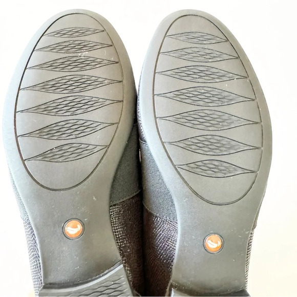 Clarks Unstructured Un Blush Lo Black Loafers Women’s Size 7 Wide Textured Look - Picture 10 of 12